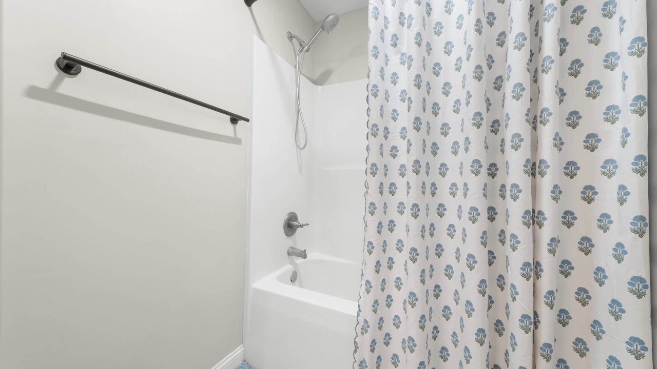 Photo of Bathroom in Statesboro