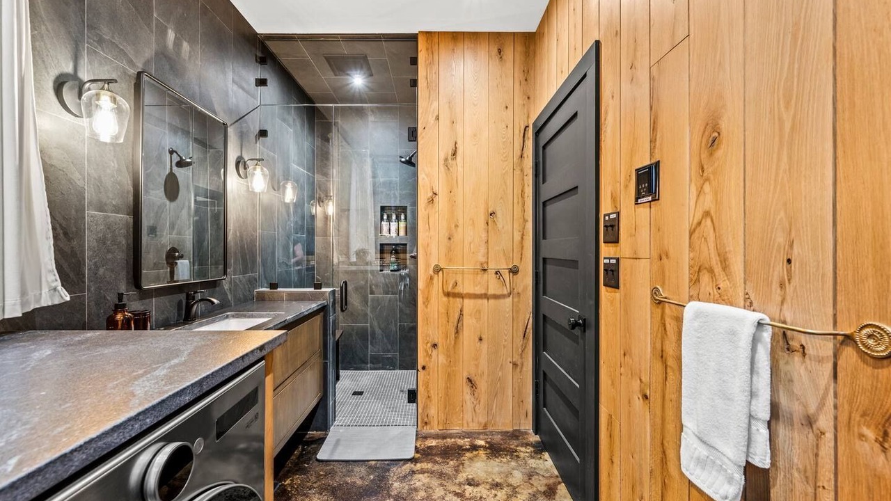 Photo of Bathroom in Brevard