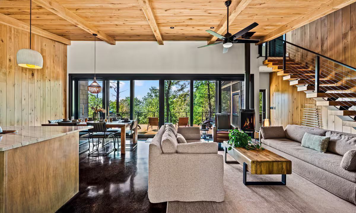 Photo of Livingroom in Brevard