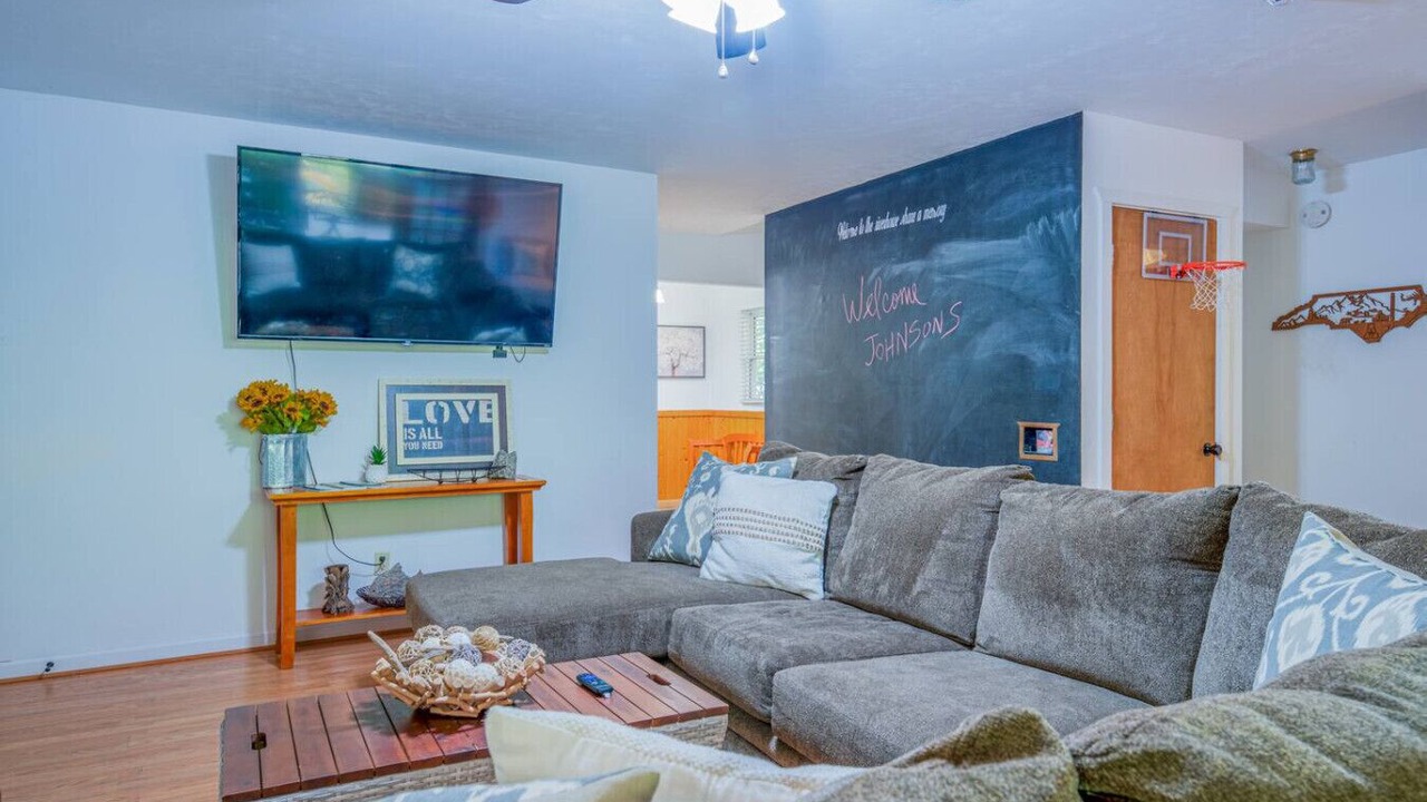 Photo of Livingroom in Lake Lure