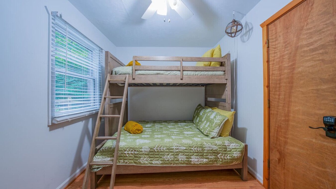 Photo of Bedroom in Lake Lure