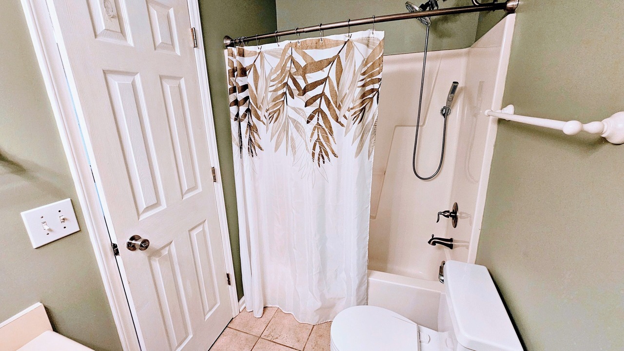 Photo of Bathroom in Murraysville