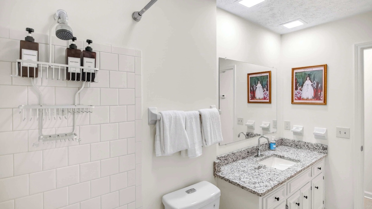 Photo of Bathroom in Gunter Afs