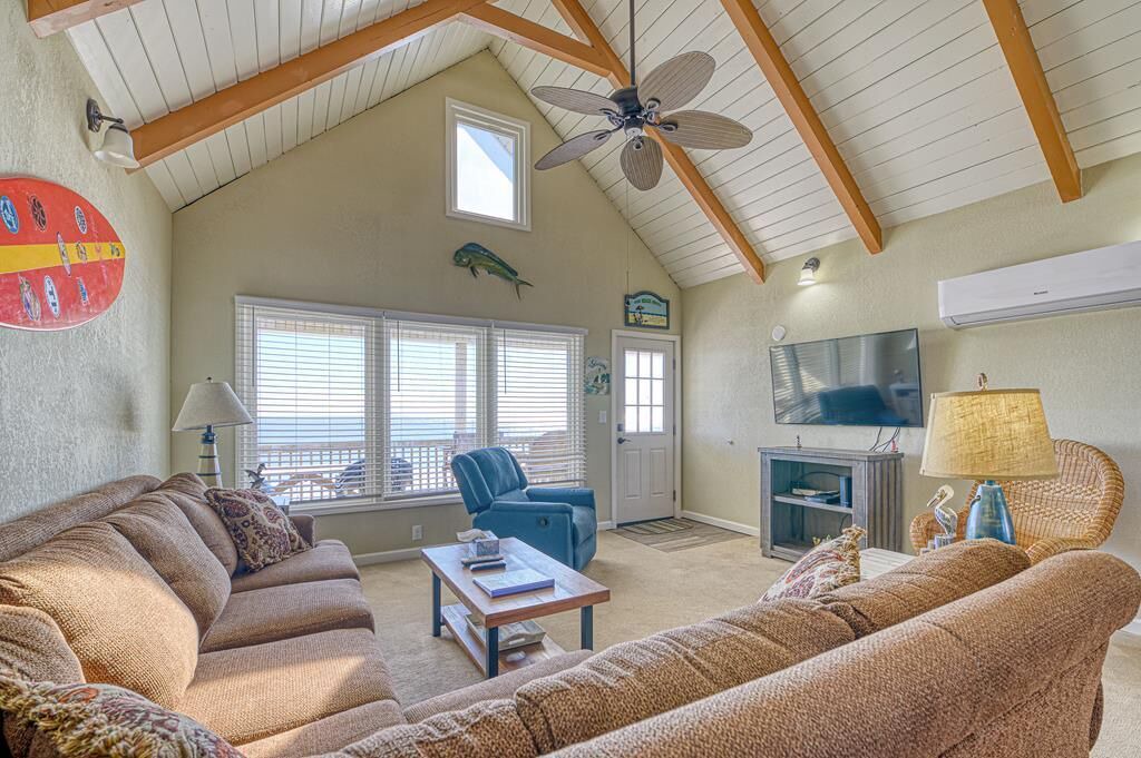 Photo of Livingroom in Surf City