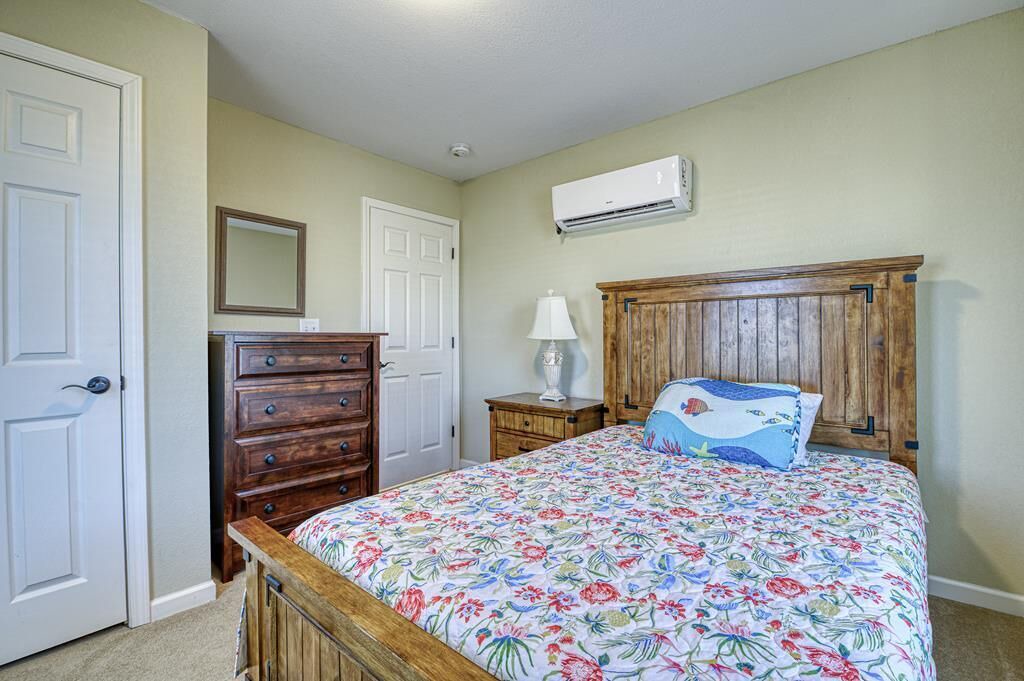Photo of Bedroom in Surf City