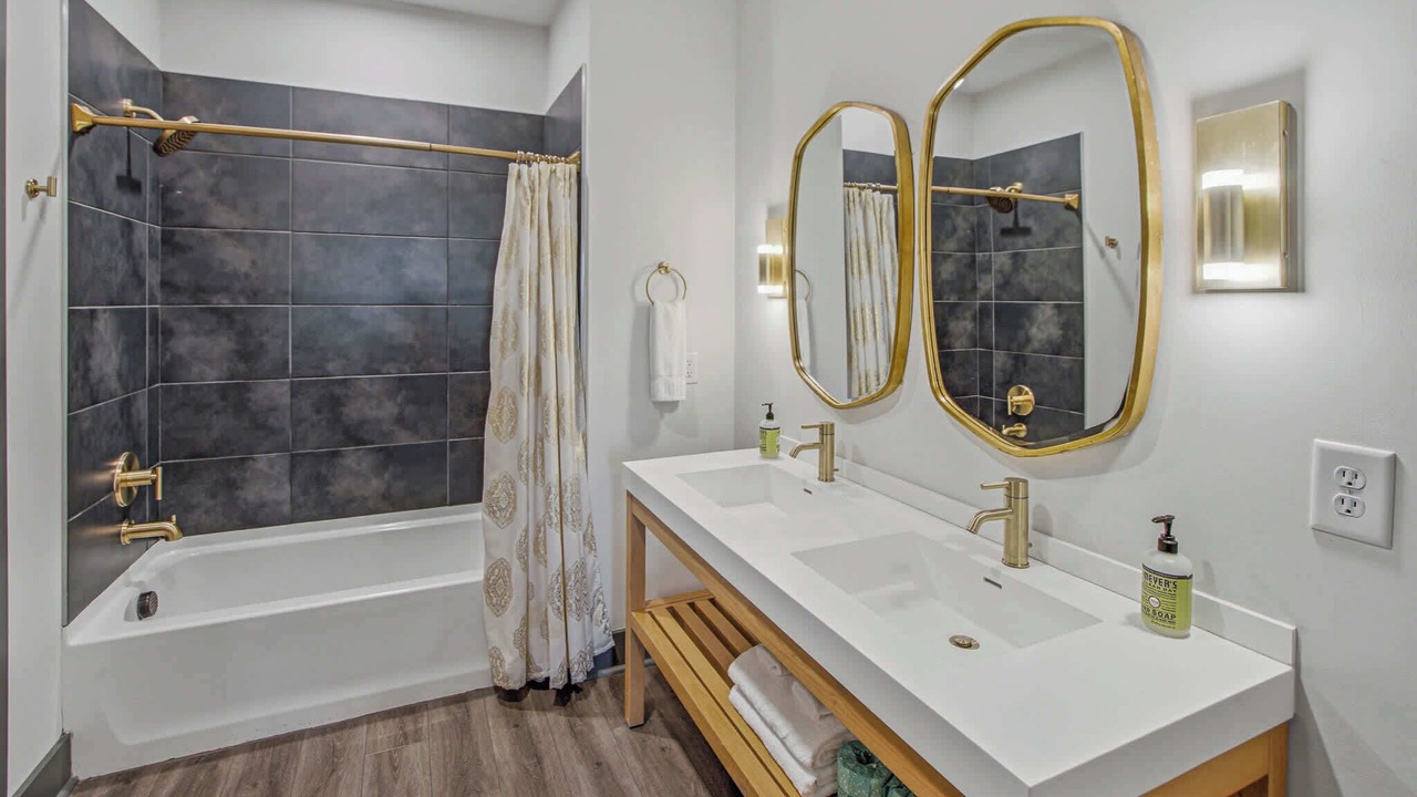 Photo of Bathroom in Rolling Mill Hill