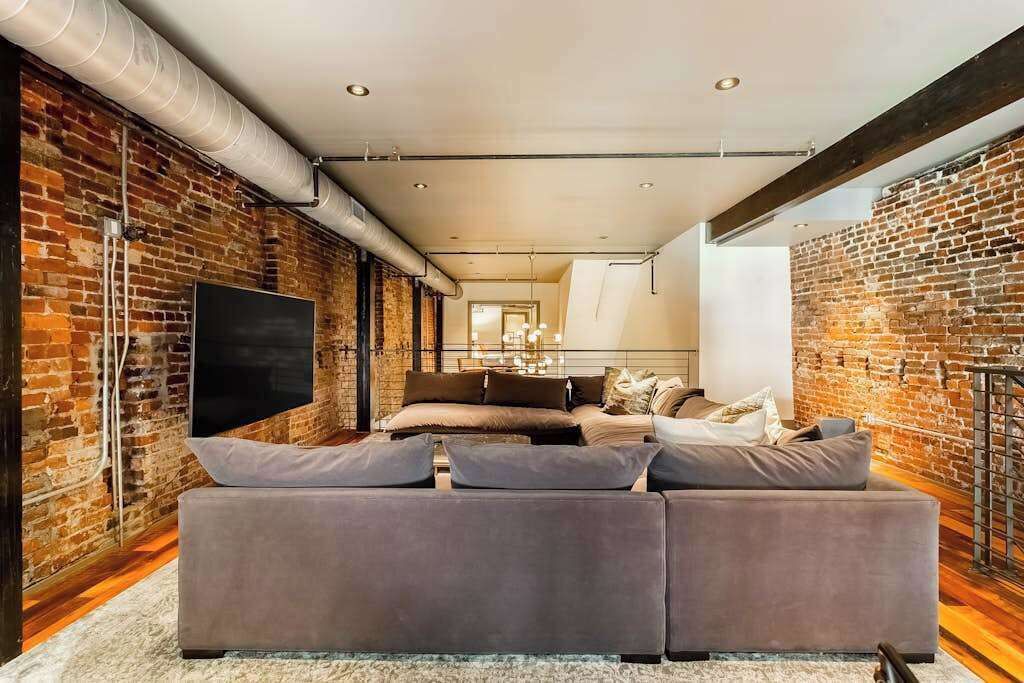 Photo of Livingroom in Arts District