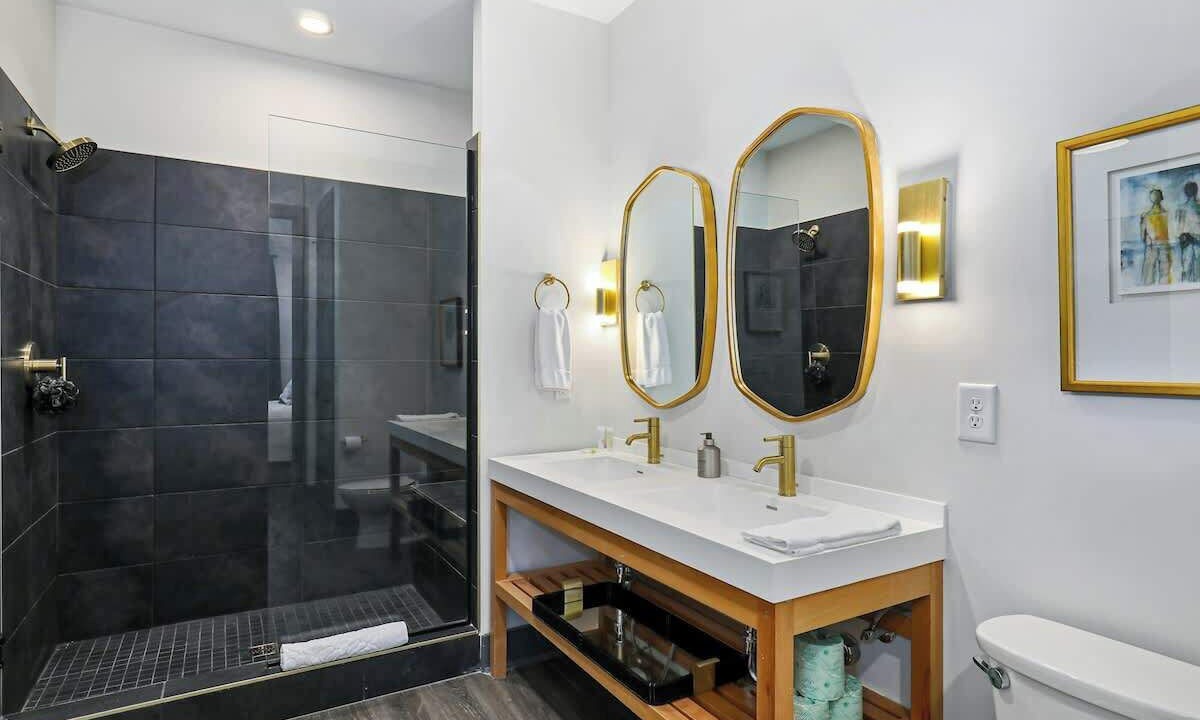 Photo of Bathroom in Rolling Mill Hill