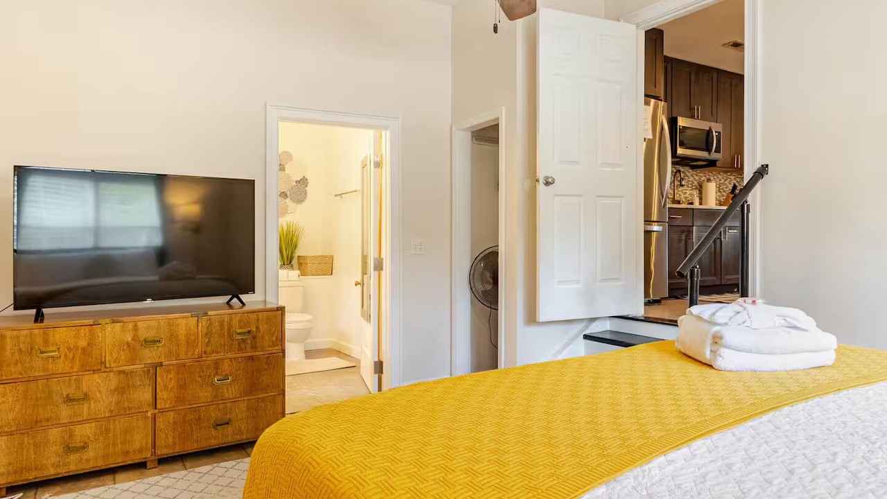Photo of Bedroom in Hickory Shadows