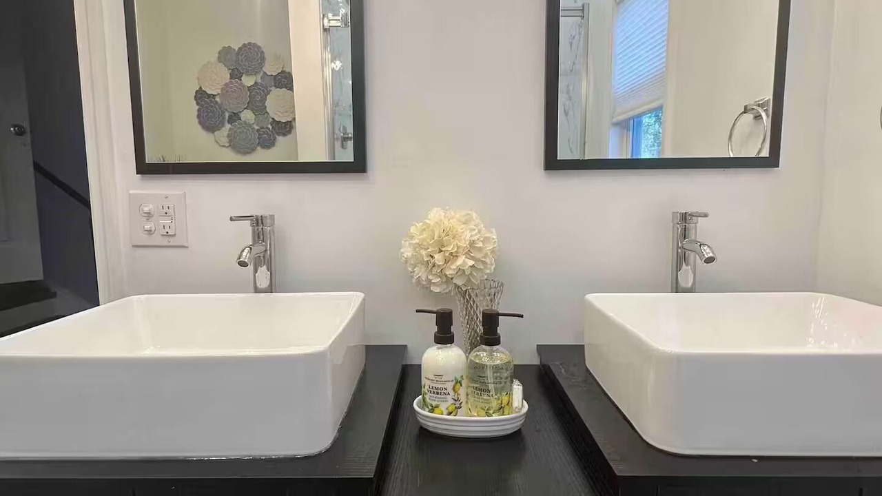 Photo of Bathroom in Hickory Shadows