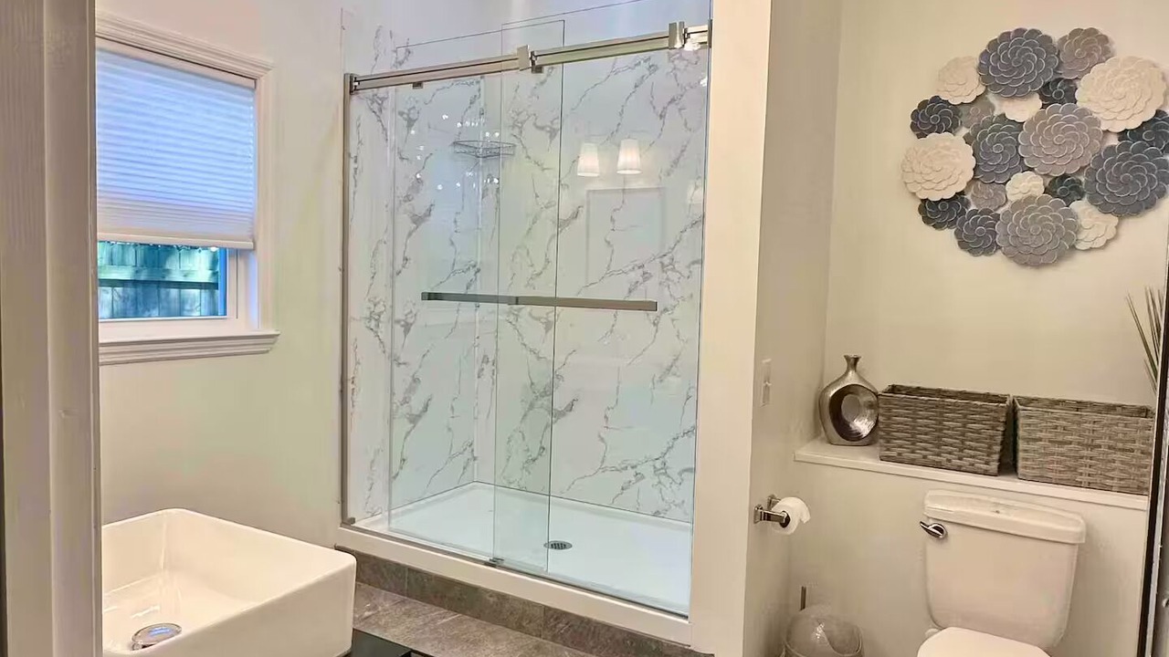 Photo of Bathroom in Hickory Shadows