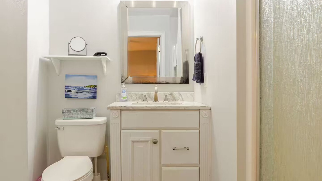 Photo of Bathroom in Hickory Shadows