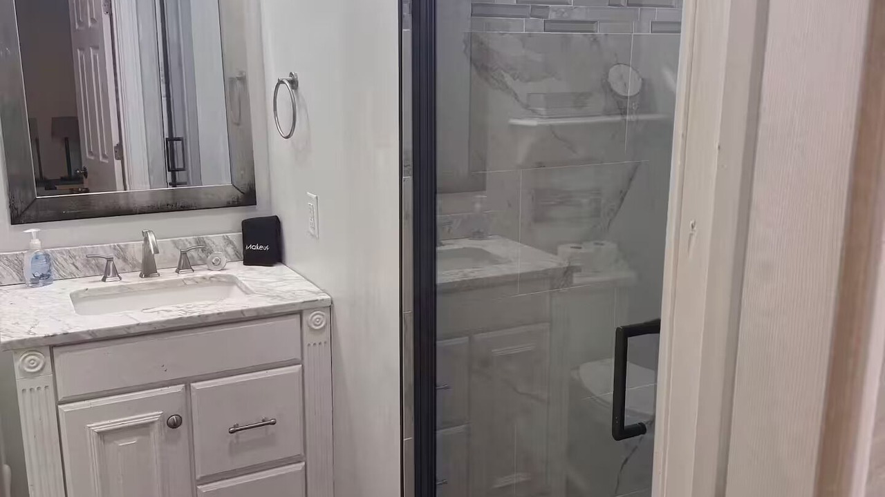 Photo of Bathroom in Hickory Shadows