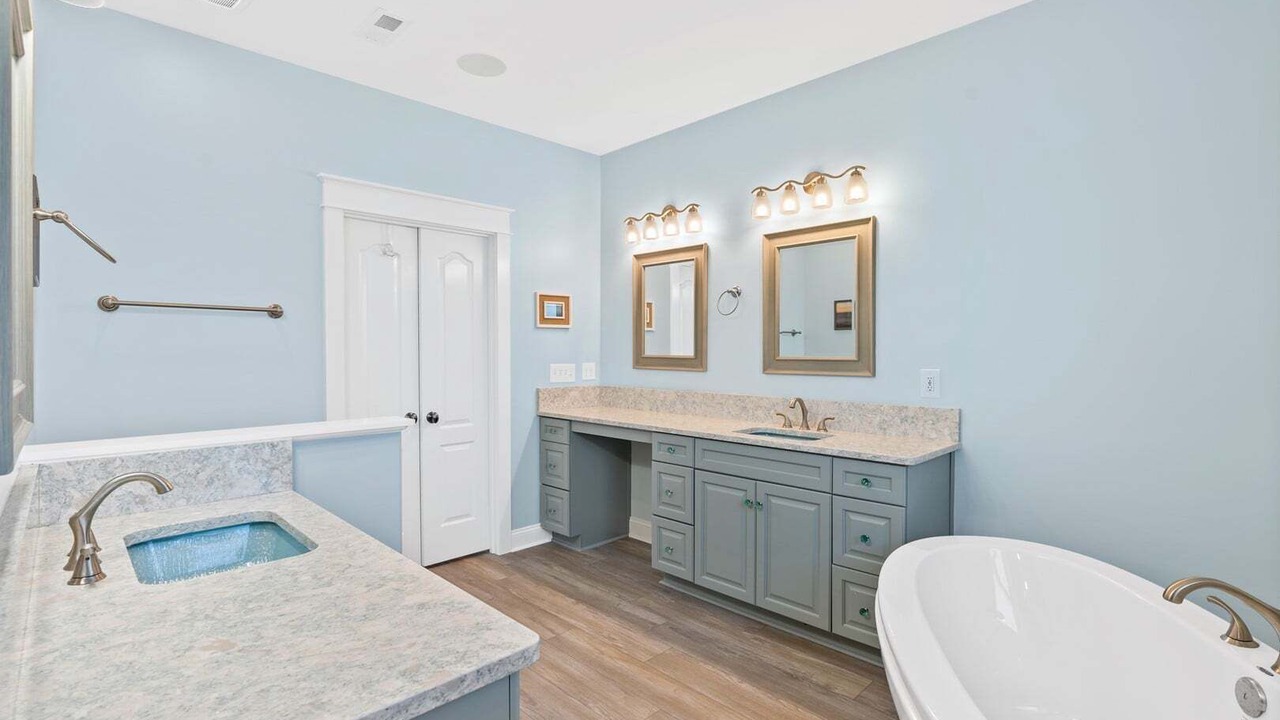 Photo of Bathroom in Yaupon Beach