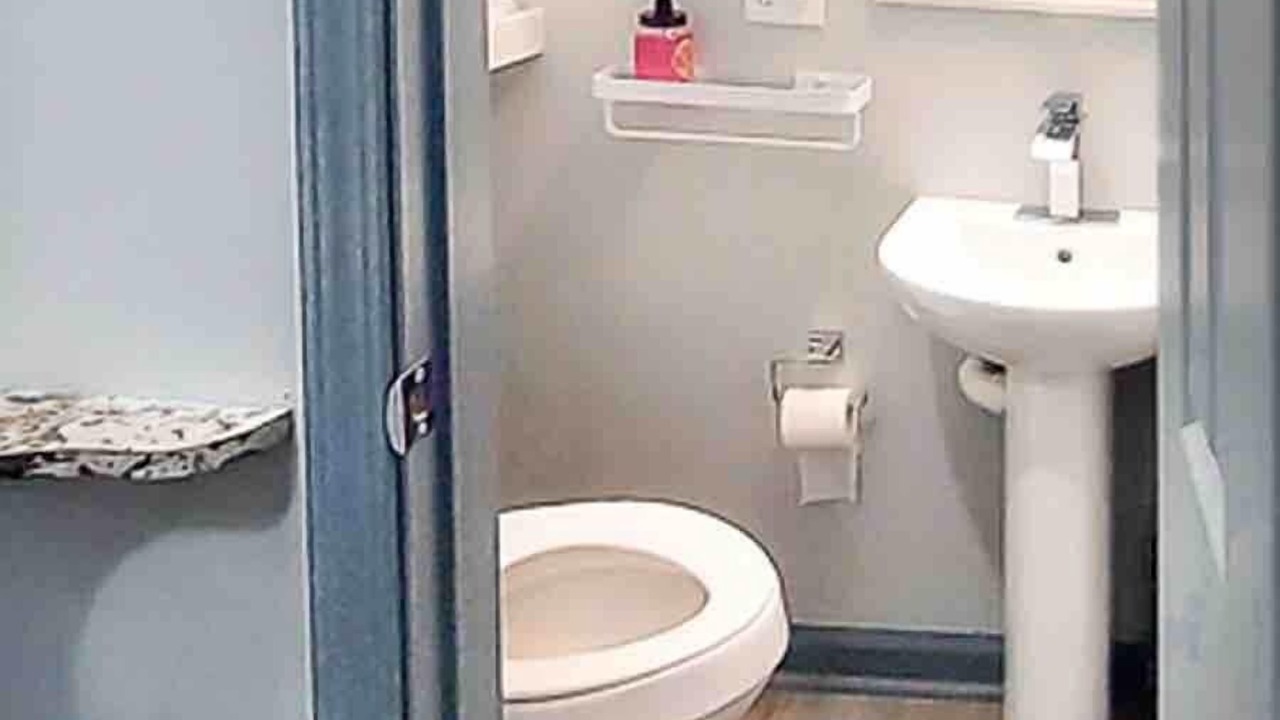 Photo of Bathroom in Autaugaville
