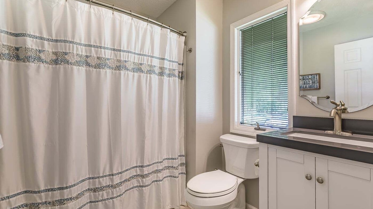 Photo of Bathroom in Dataw Island