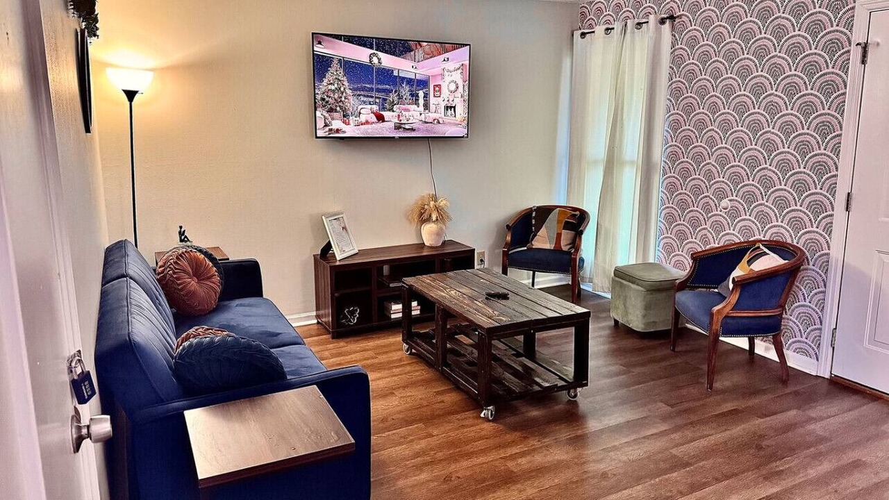 Photo of Livingroom in Pooler