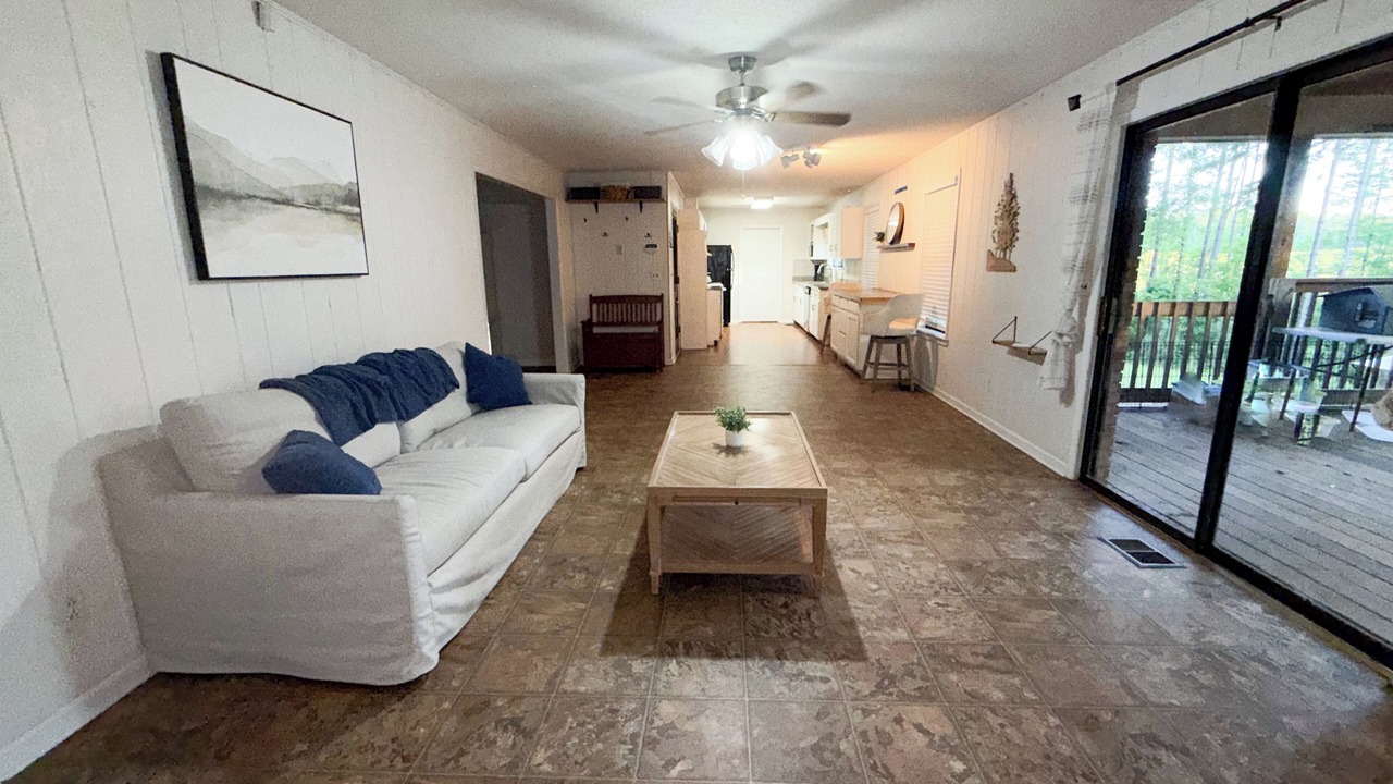 Photo of Livingroom in Clanton
