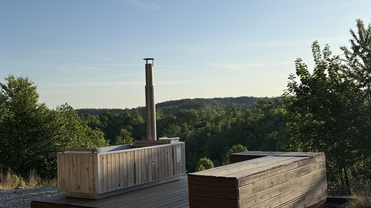 Photo of Outdoor in Lobelville