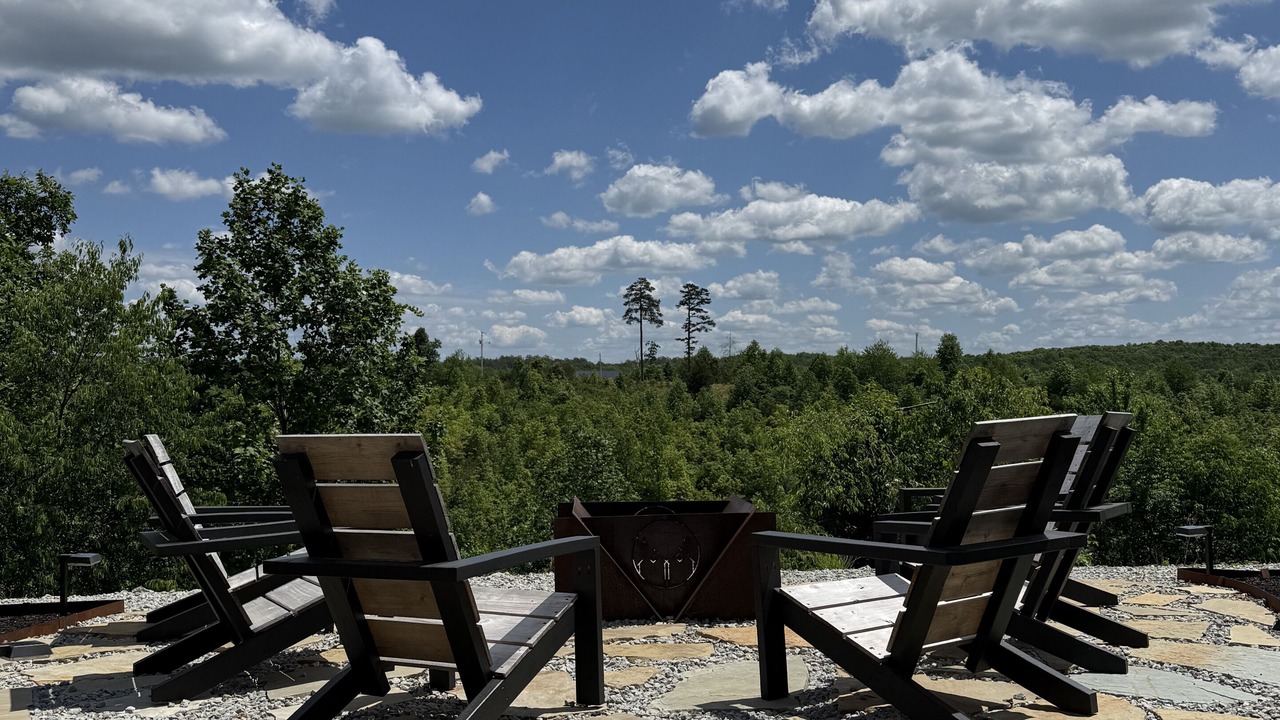 Photo of Outdoor in Lobelville