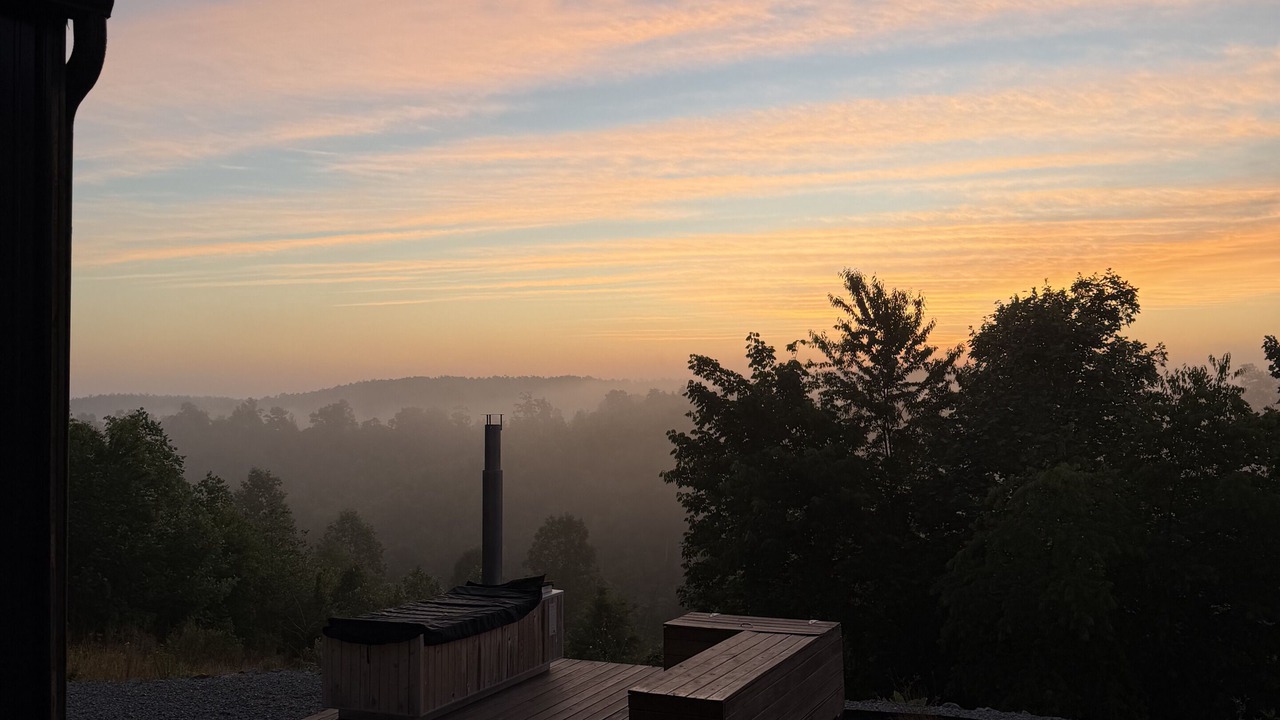 Photo of Outdoor in Lobelville
