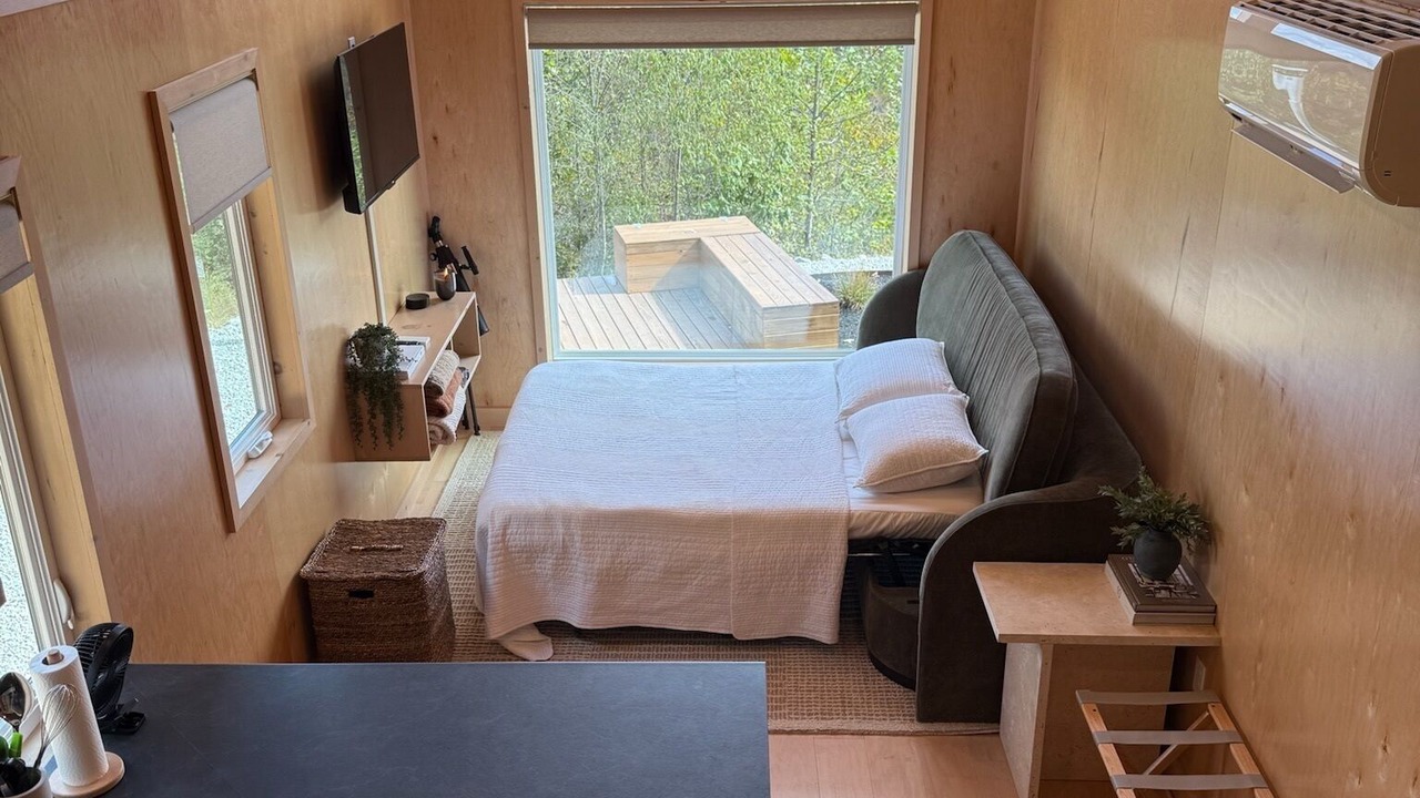 Photo of Bedroom in Lobelville