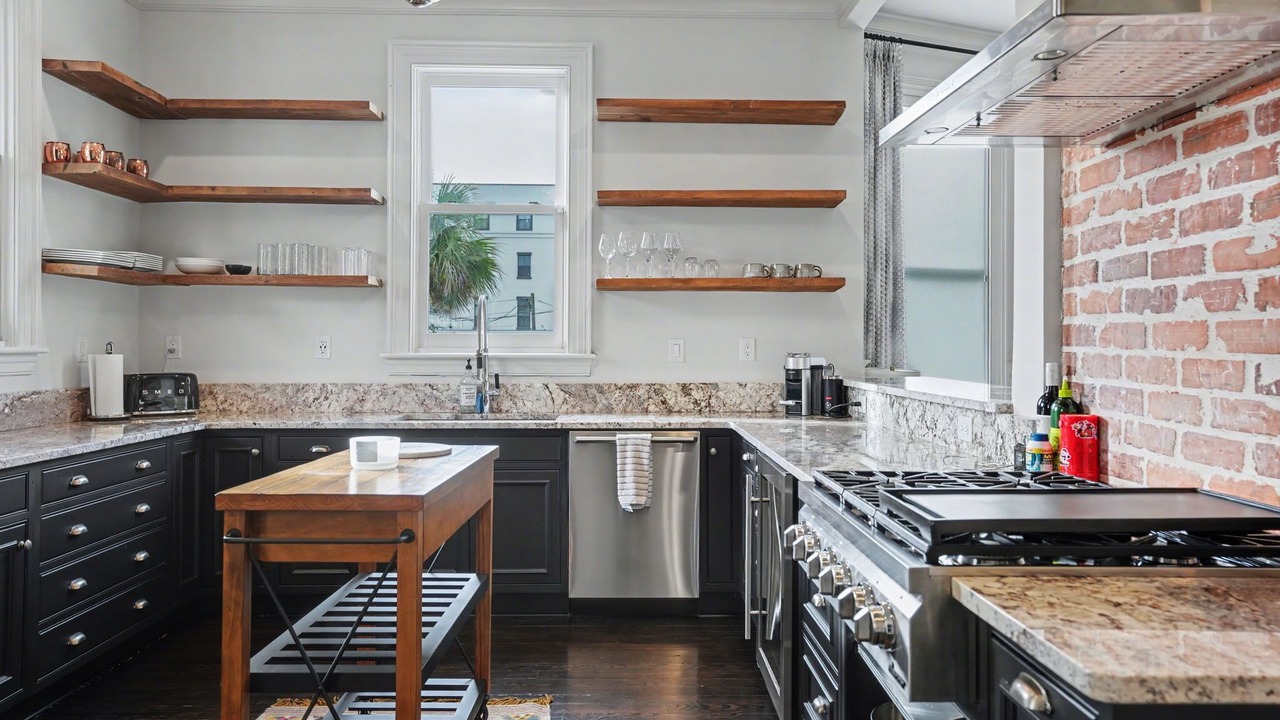 Photo of Kitchen in Metropolitan