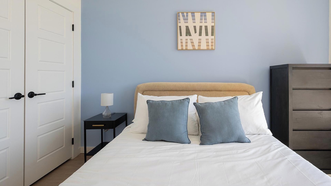 Photo of Bedroom in Eighth Avenue