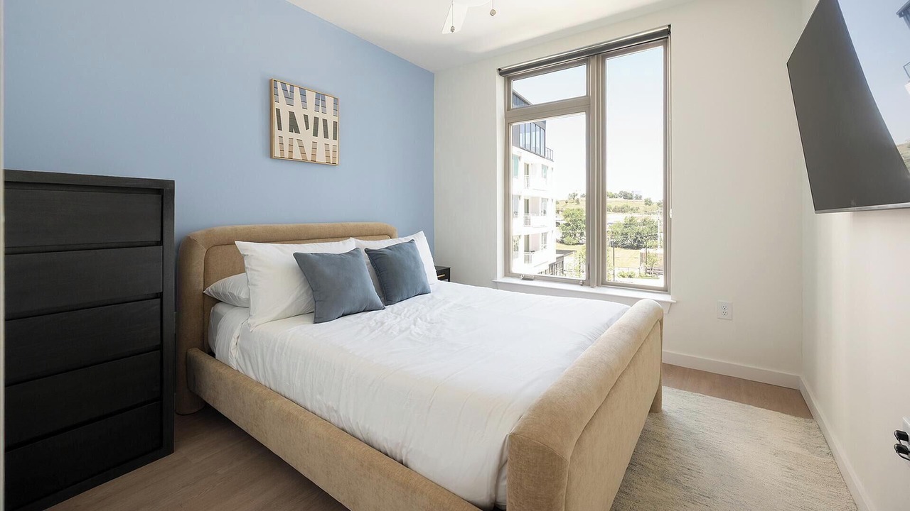 Photo of Bedroom in Eighth Avenue