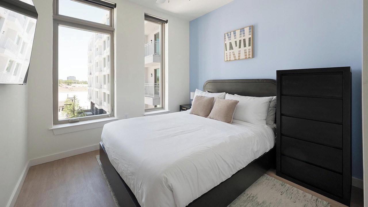 Photo of Bedroom in Eighth Avenue