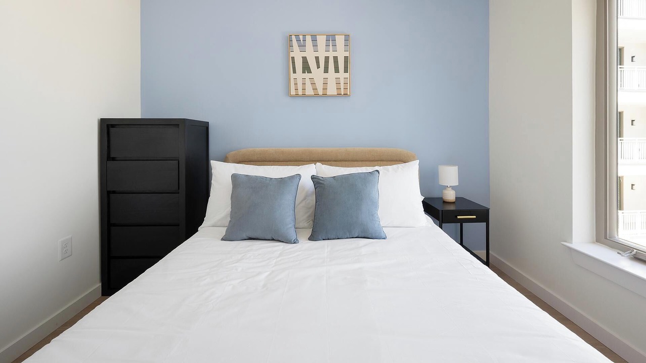 Photo of Bedroom in Eighth Avenue