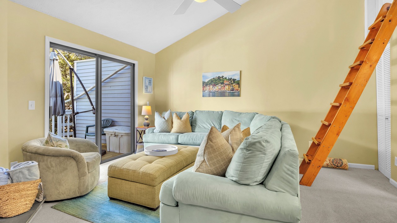 Photo of Livingroom in Bald Head Island