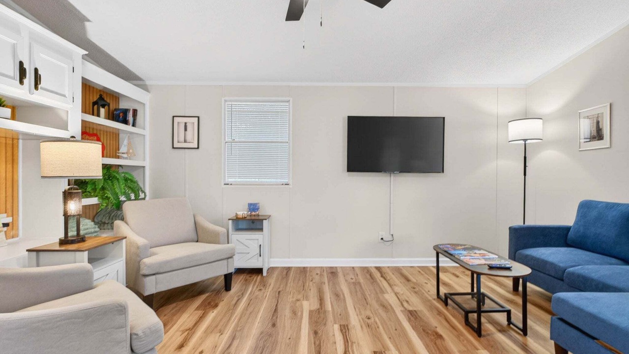 Photo of Livingroom in Tranquil Harbour