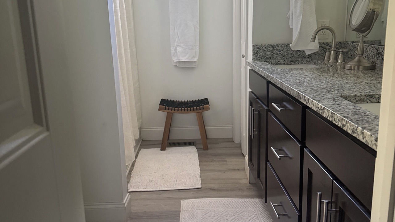 Photo of Bathroom in Lynn