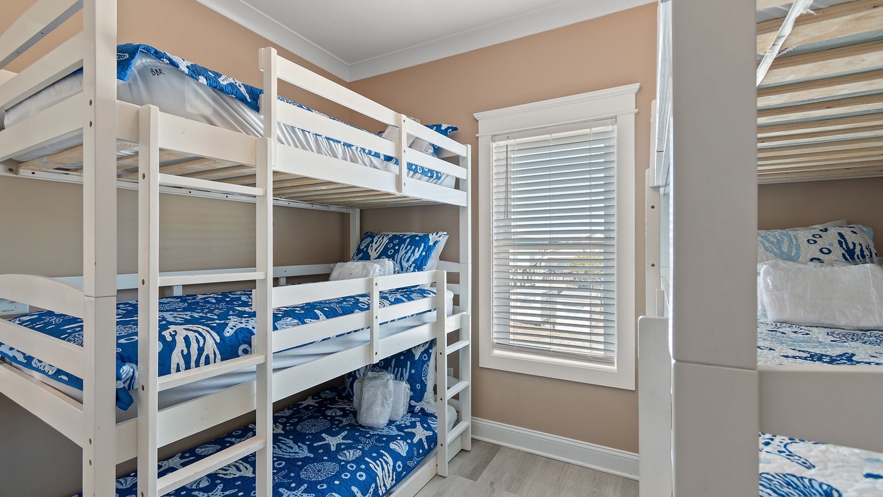 Photo of Bedroom in Long Beach