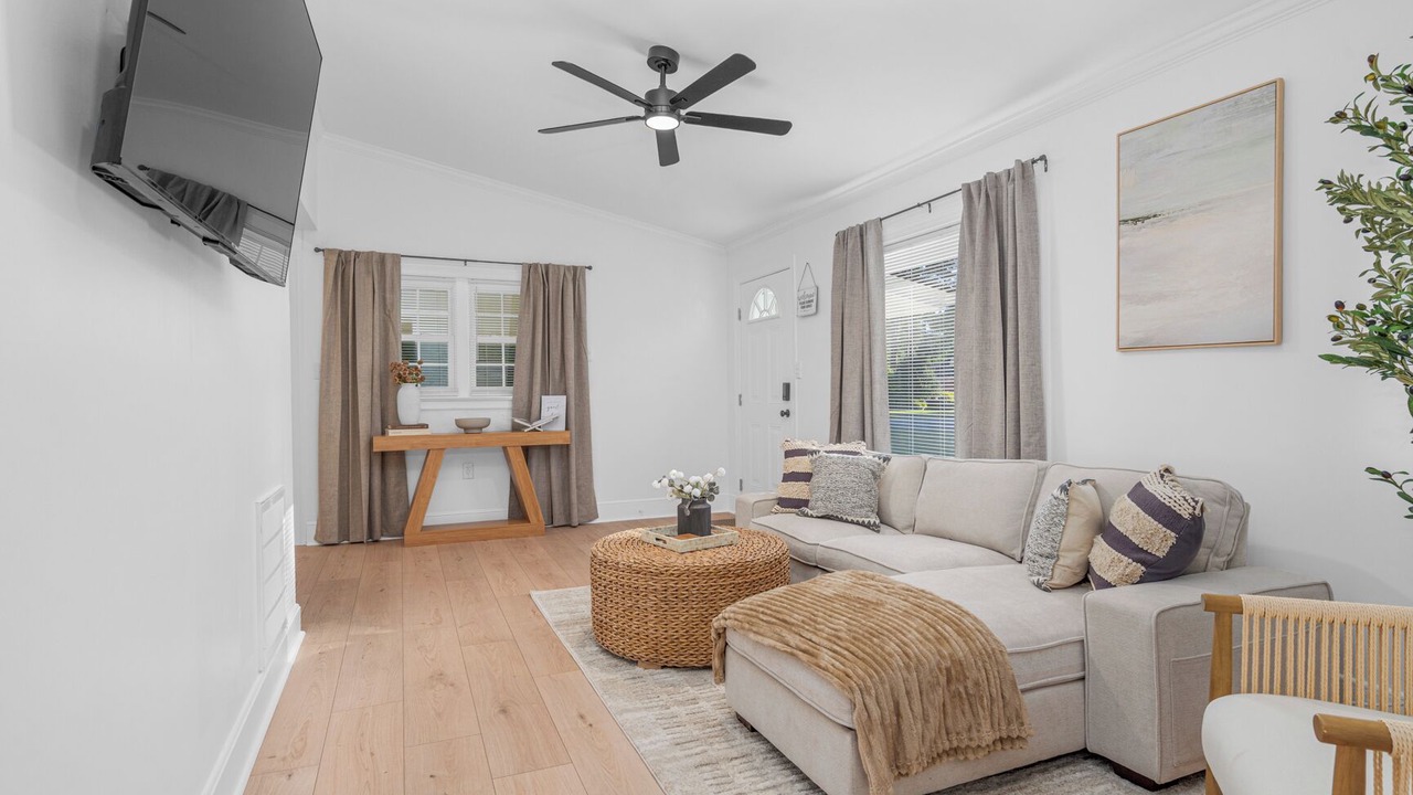 Photo of Livingroom in Rocky Mount