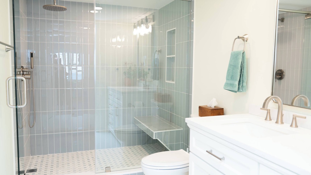 Photo of Bathroom in Shell Island
