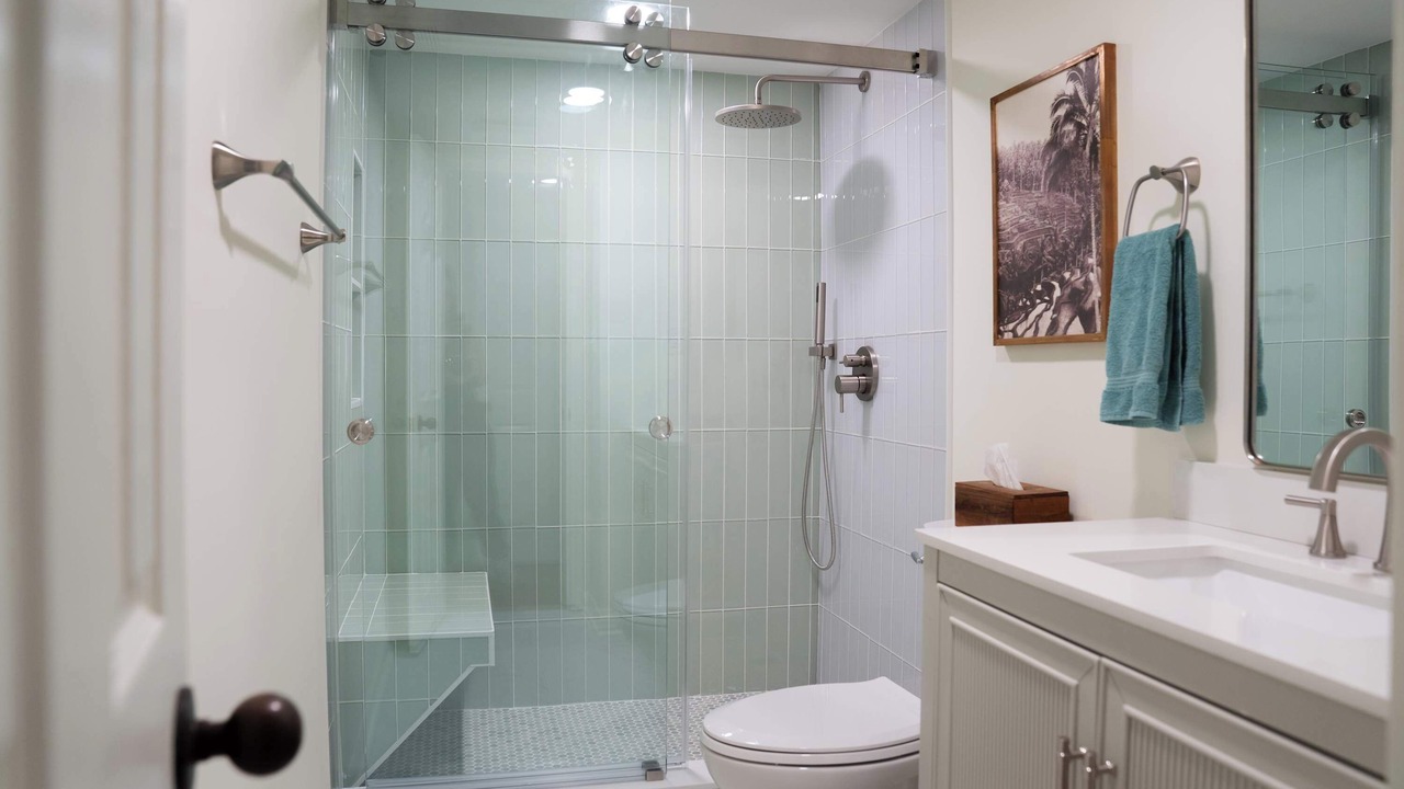 Photo of Bathroom in Shell Island