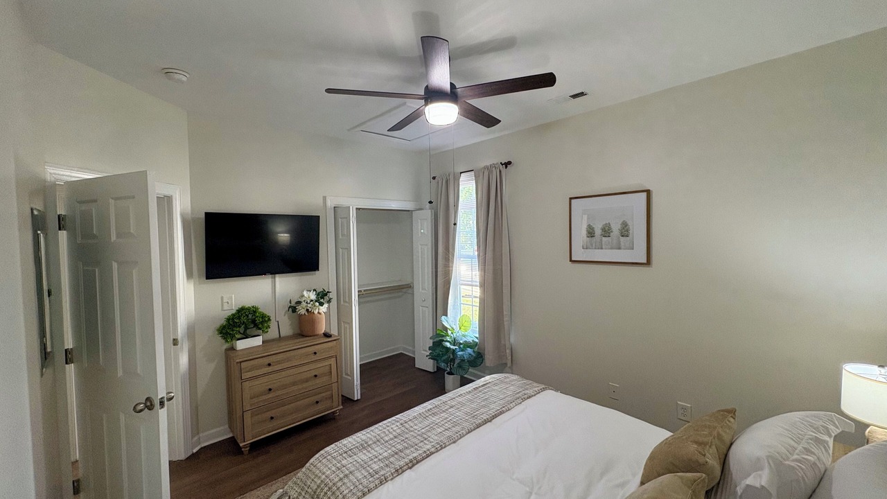 Photo of Bedroom in Winterville