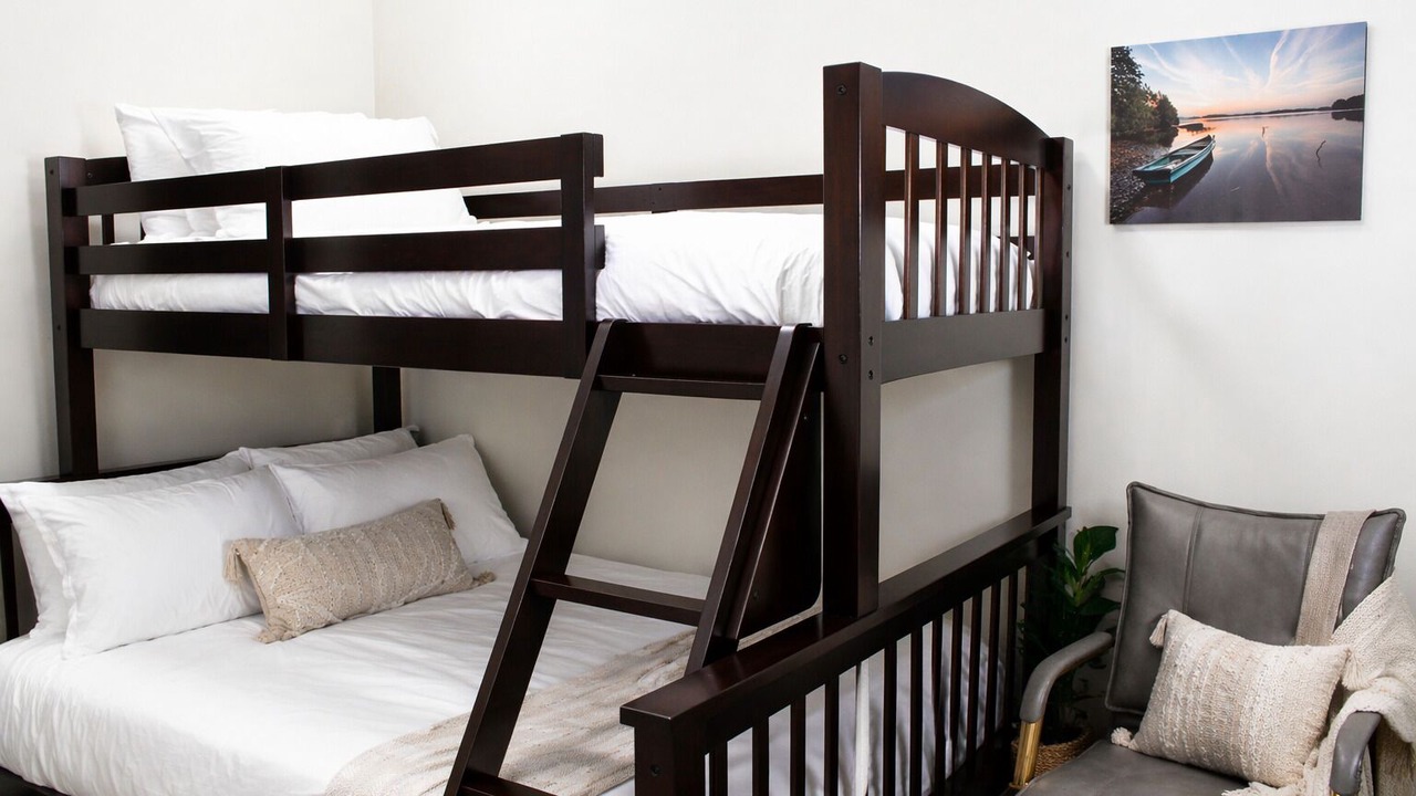 Photo of Bedroom in Winterville