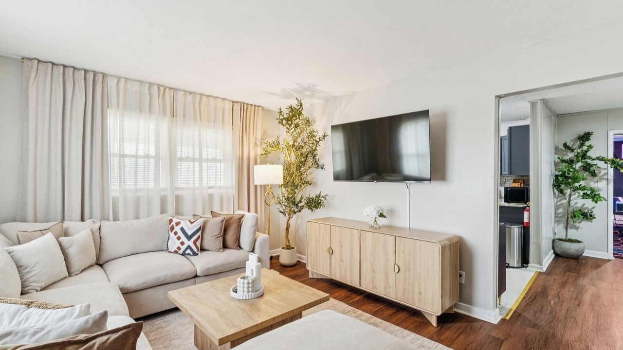 Photo of Livingroom in Avondale