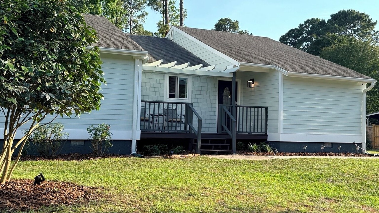 Photo of Outdoor in Myrtle Grove