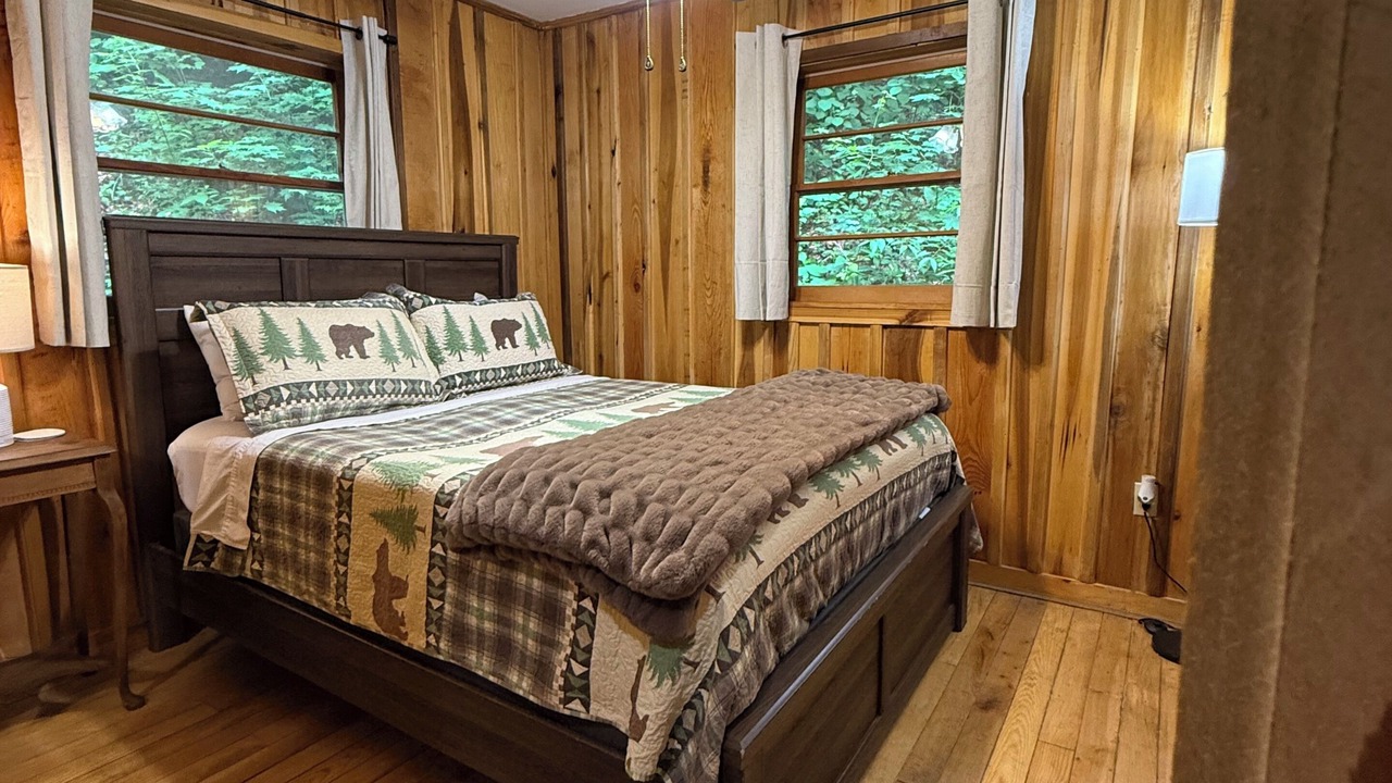 Photo of Bedroom in Cattail Creek