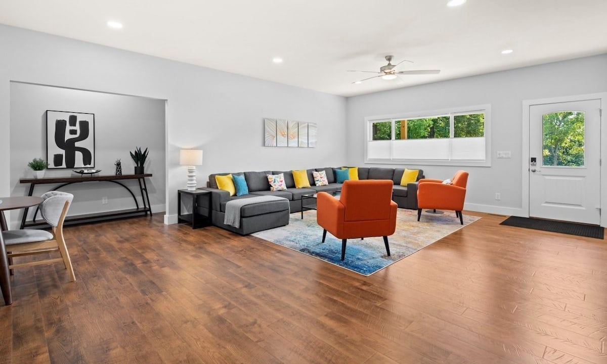 Photo of Livingroom in Woodfin