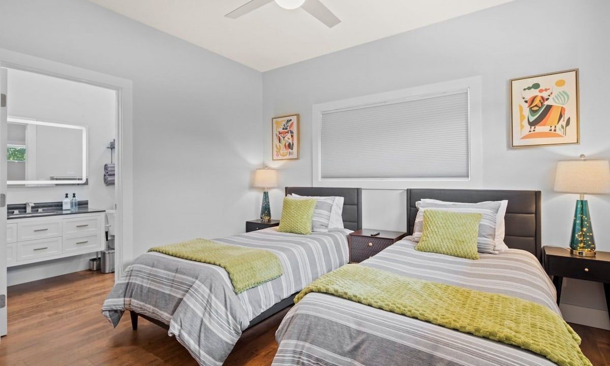 Photo of Bedroom in Woodfin