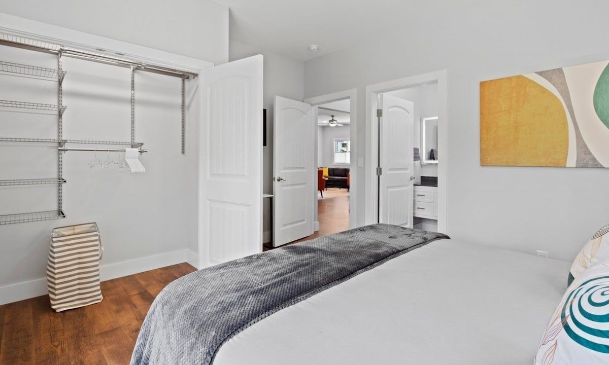 Photo of Bedroom in Woodfin
