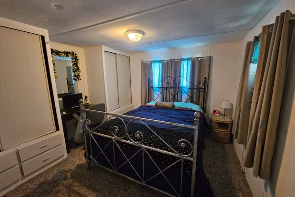Photo of Bedroom in Maple Hill