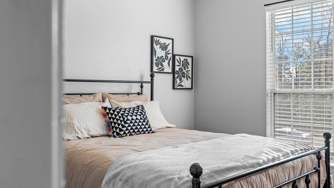 Photo of Bedroom in Martinez