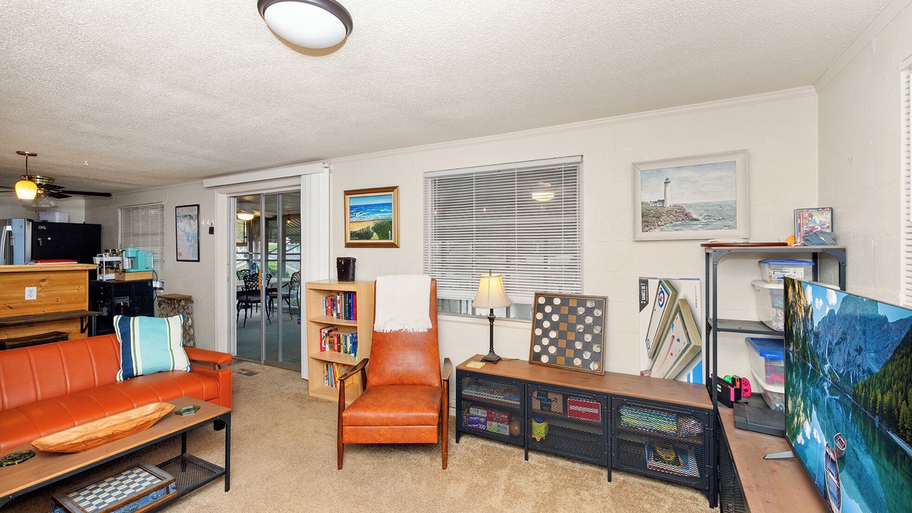 Photo of Livingroom in New London