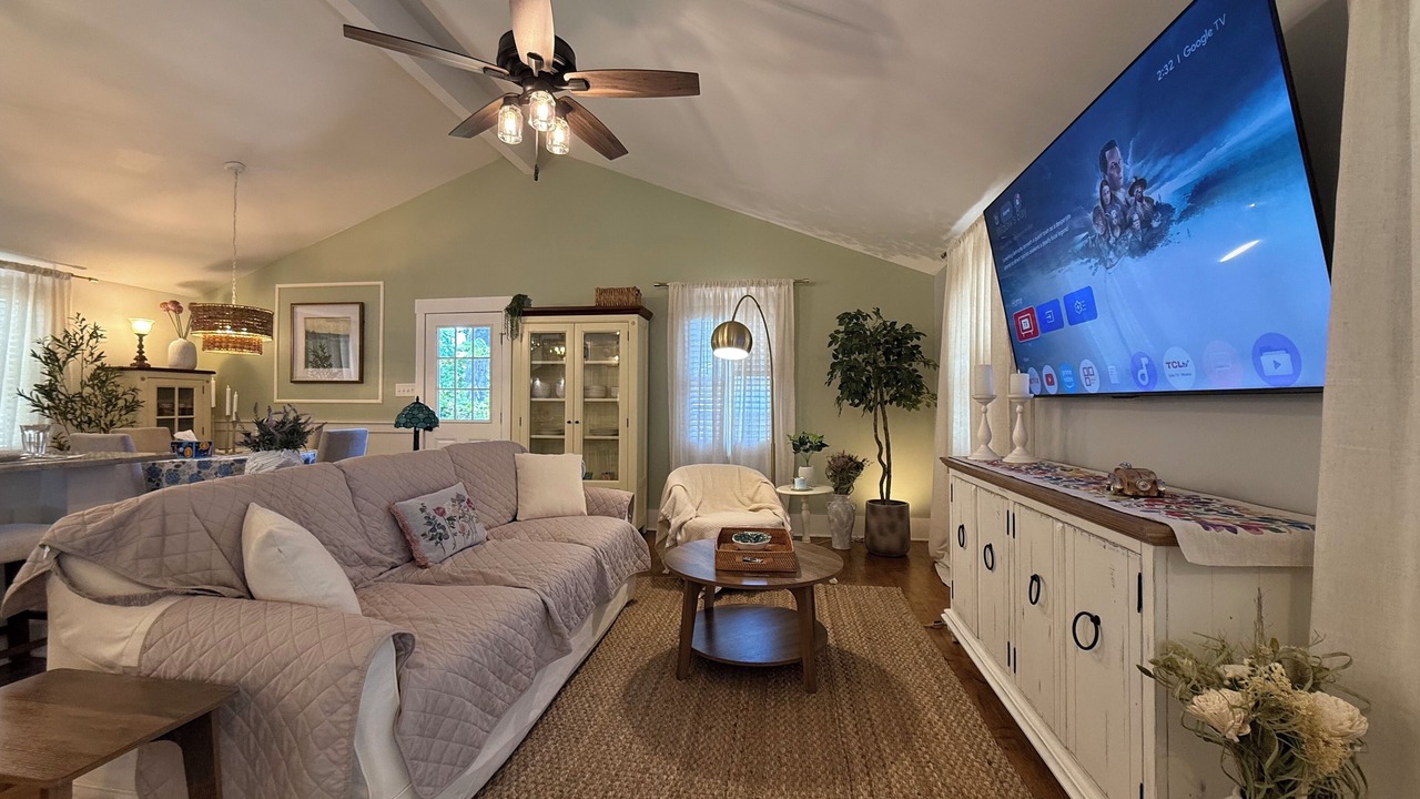 Photo of Livingroom in Raleigh